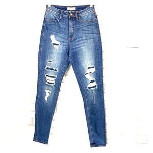 AP blue distressed jeans size 3